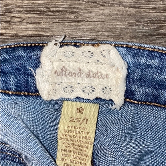 Altard State Ripped Shorts - Picture 3 of 3